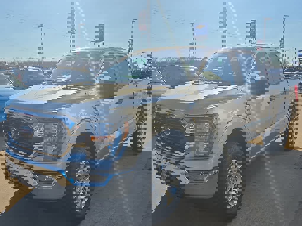 Used 2023 Ford F150 XLT image 4