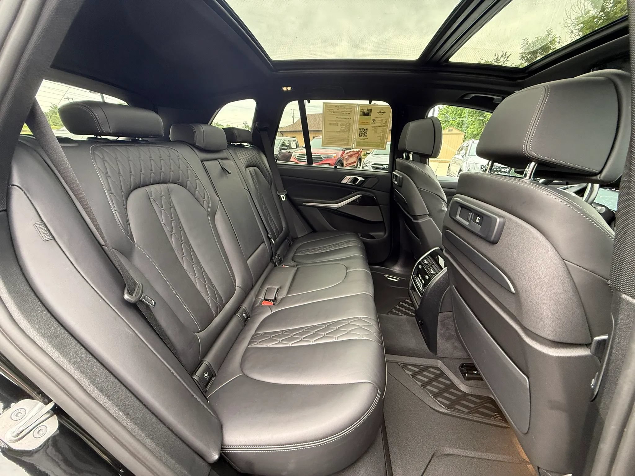 Used 2023 BMW X5 M50i w/ Executive Package AWD/4WD image 28