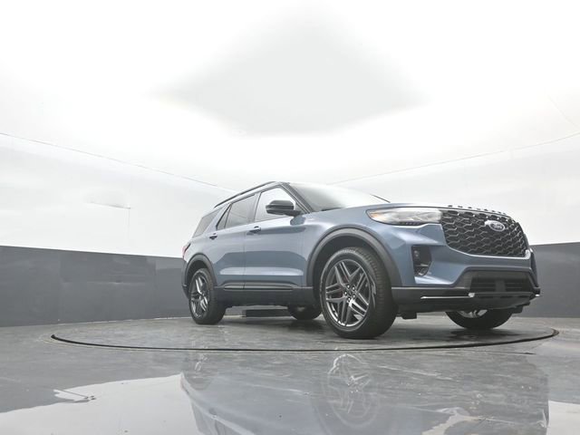 New 2026 Ford Explorer ST-Line w/ ST-Line Street Pack image 32