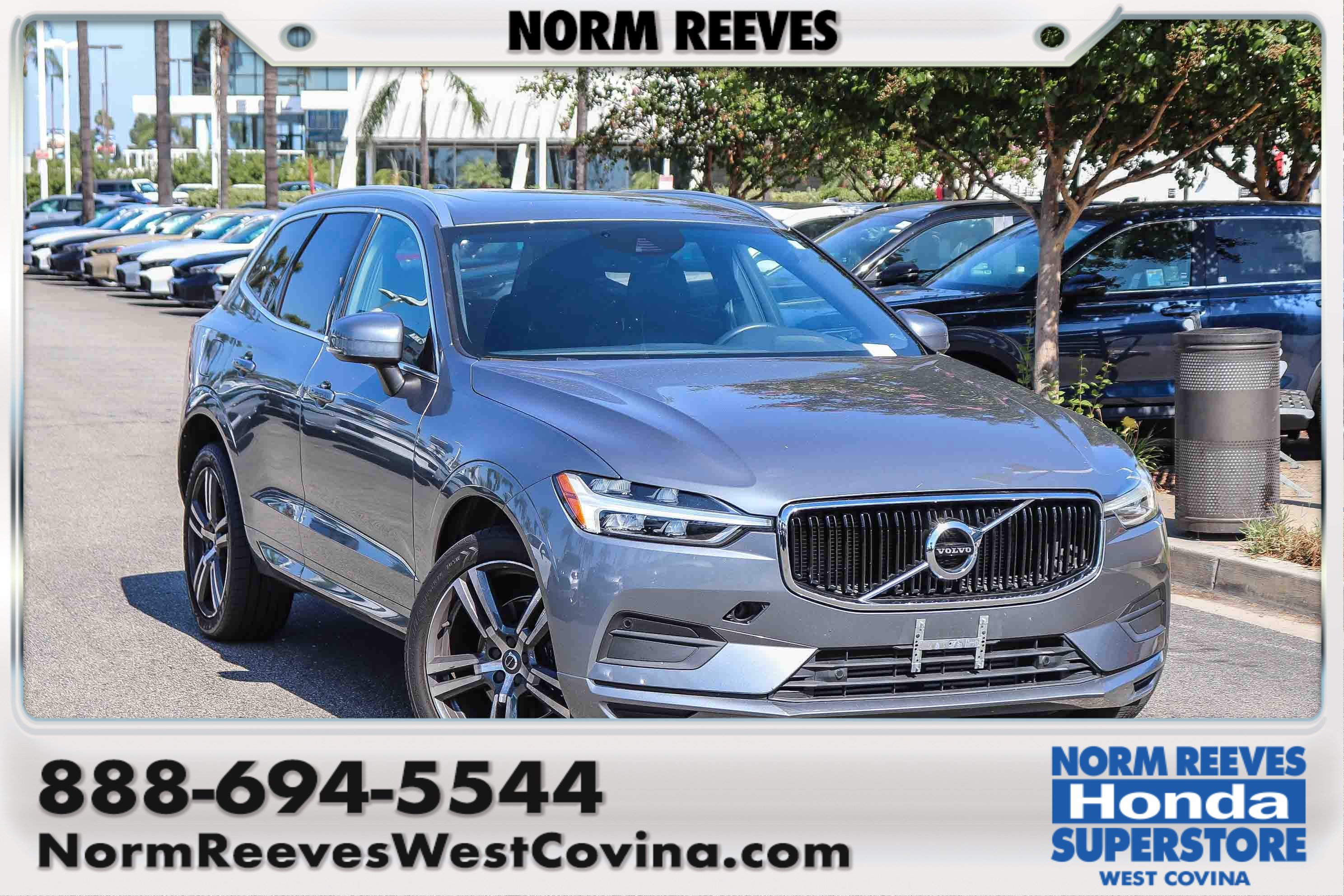 Used 2020 Volvo XC60 T5 Momentum w/ Protection Package Premier AWD/4WD image 1