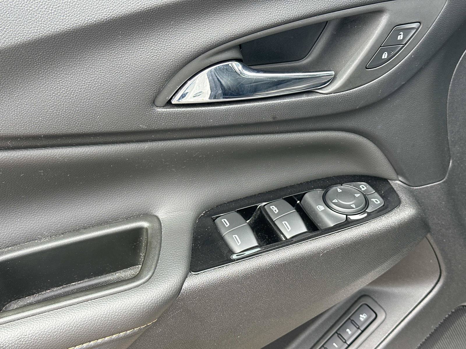 Certified 2024 Chevrolet Equinox Premier AWD/4WD image 16