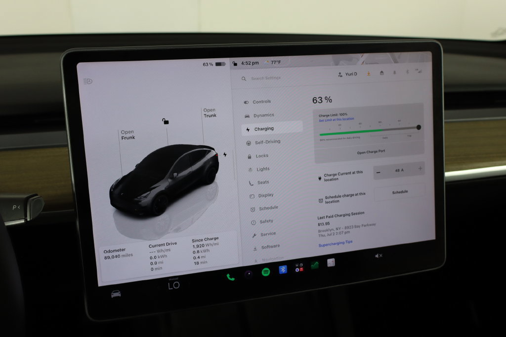 Used 2022 Tesla Model Y Performance AWD/4WD image 29