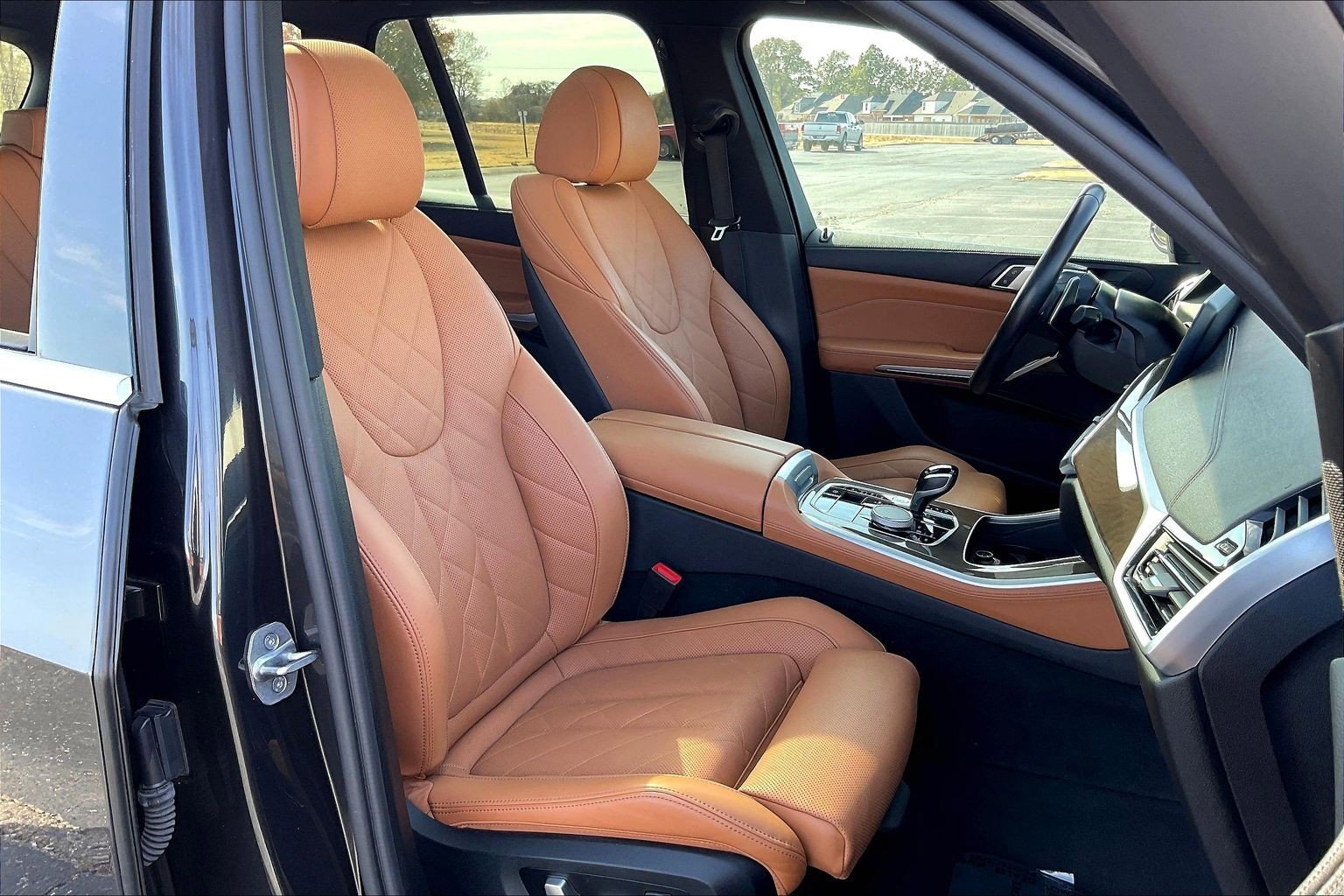 Used 2023 BMW X5 xDrive40i w/ Parking Assistance Package image 8