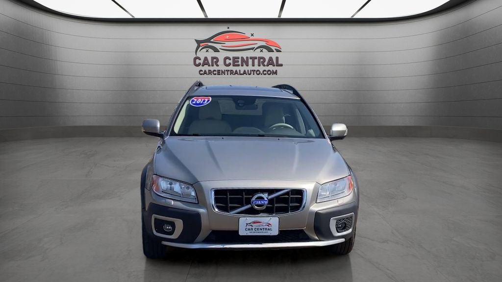 Used 2013 Volvo XC70 3.2 image 2