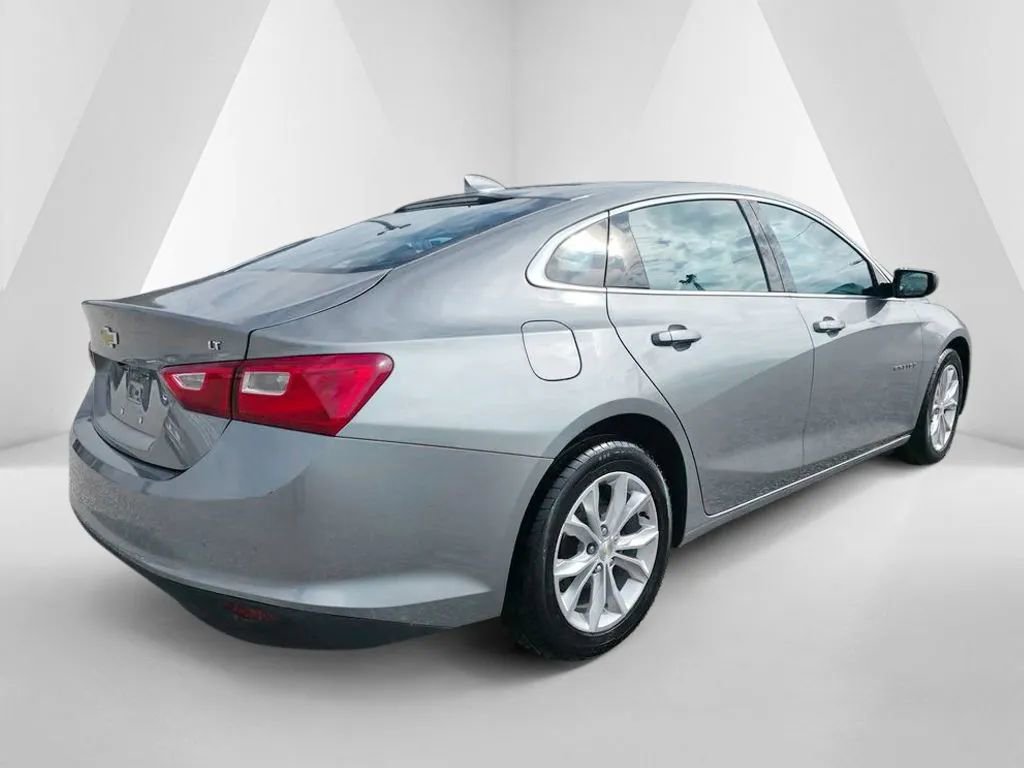 Used 2023 Chevrolet Malibu LT FWD image 5