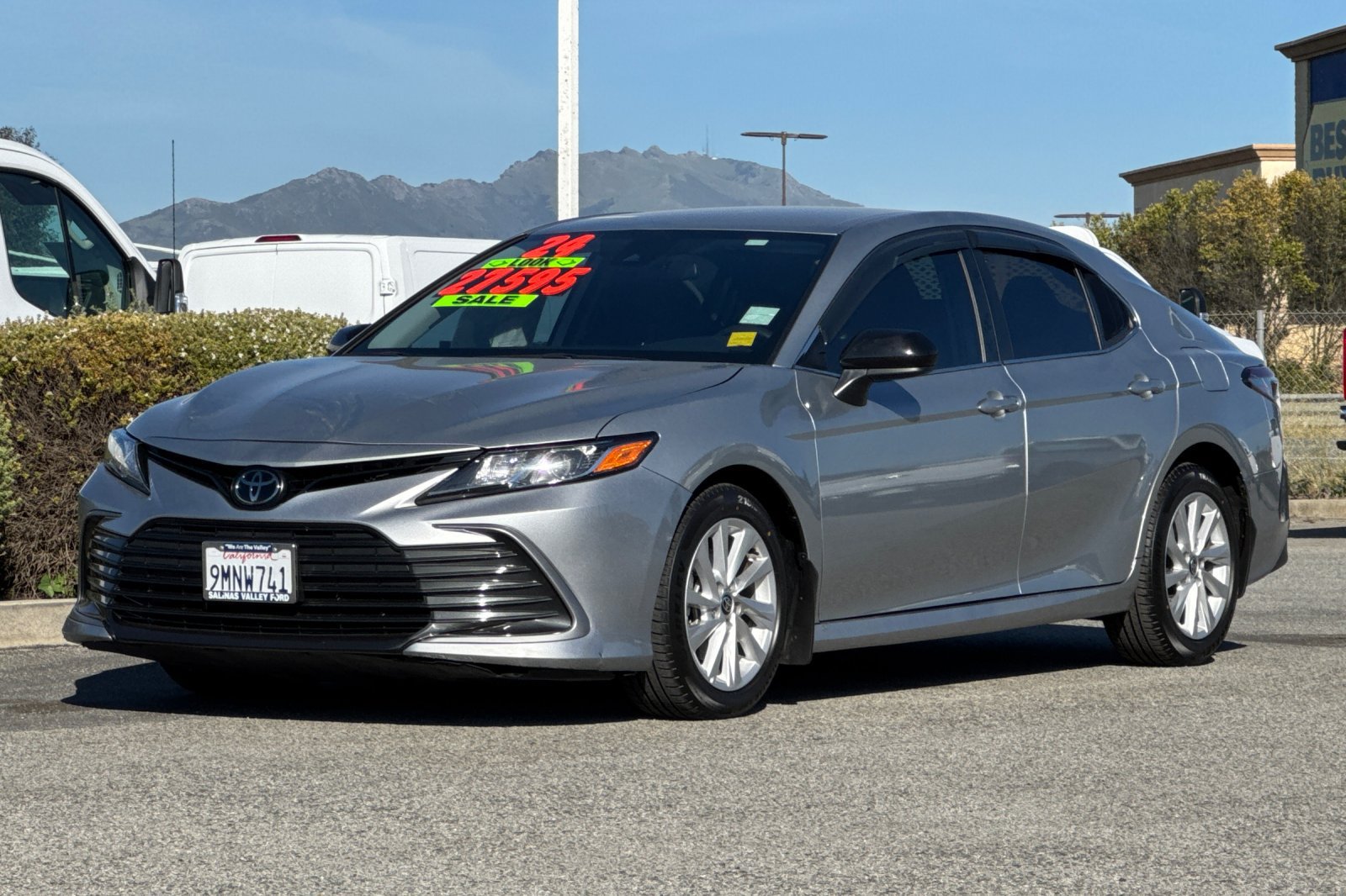 Used 2024 Toyota Camry LE FWD image 8