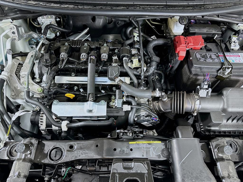 New 2025 Nissan Versa SR w/ Trunk Package image 35