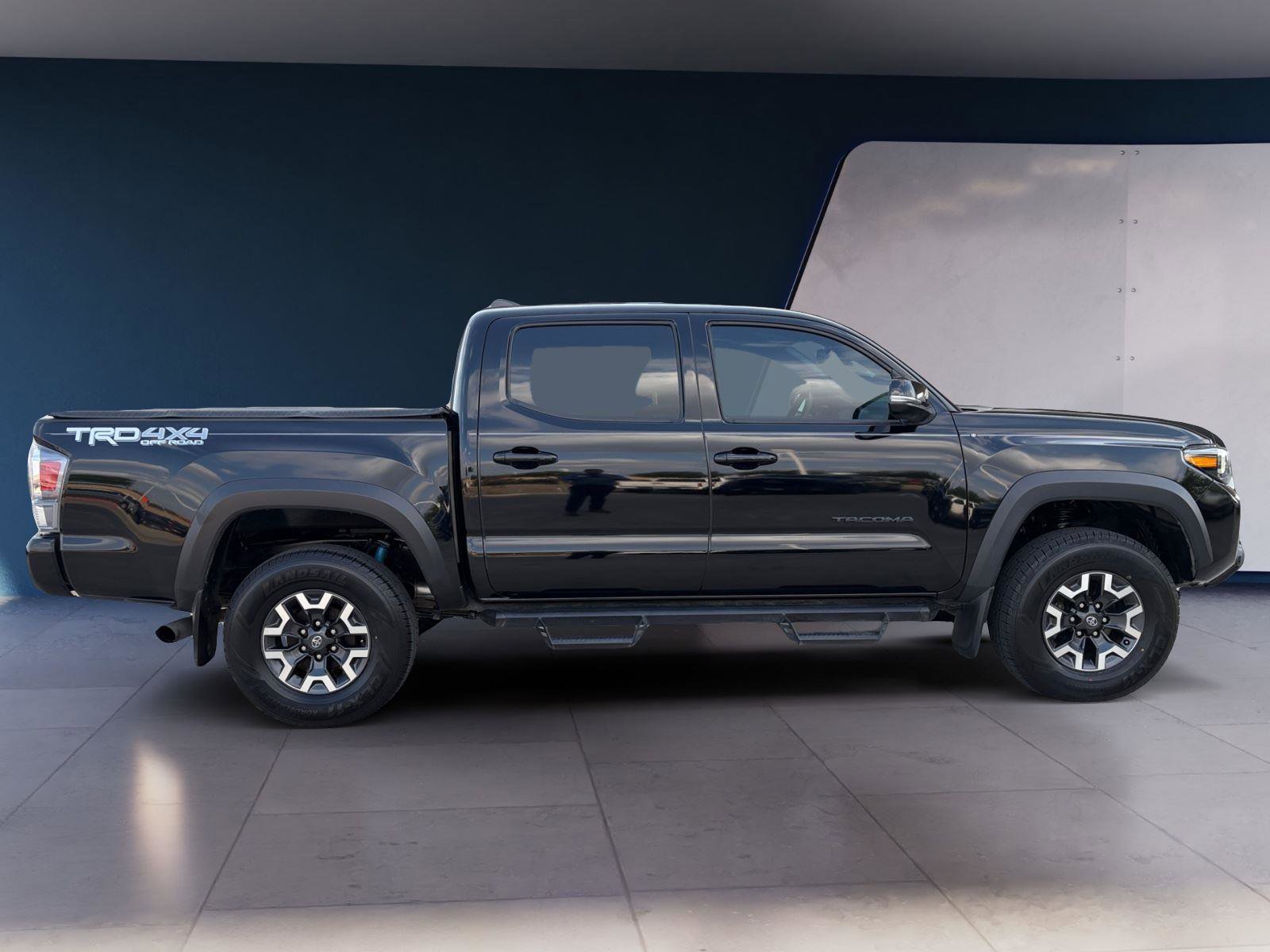 Used 2023 Toyota Tacoma TRD Off-Road w/ Technology Package image 6