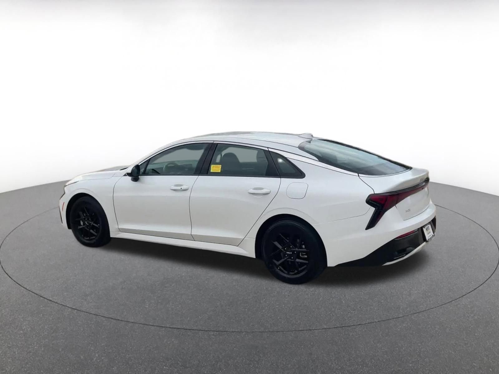 Used 2025 Kia K5 LXS image 11