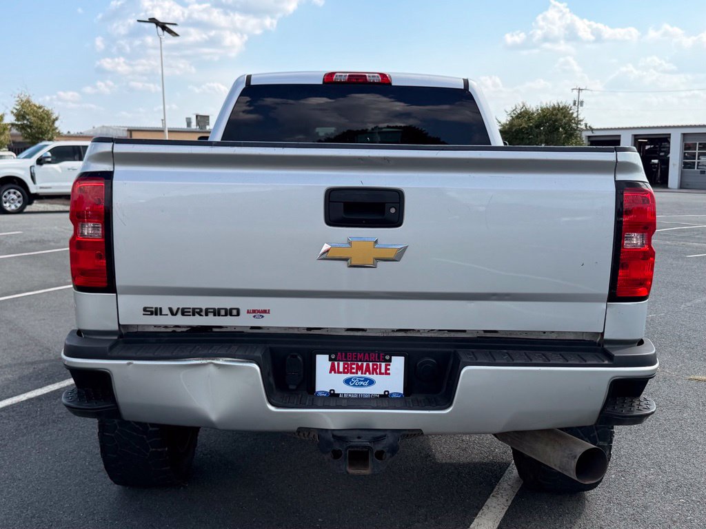 Used 2018 Chevrolet Silverado 2500 LT w/ LT Fleet Convenience Package AWD/4WD image 4