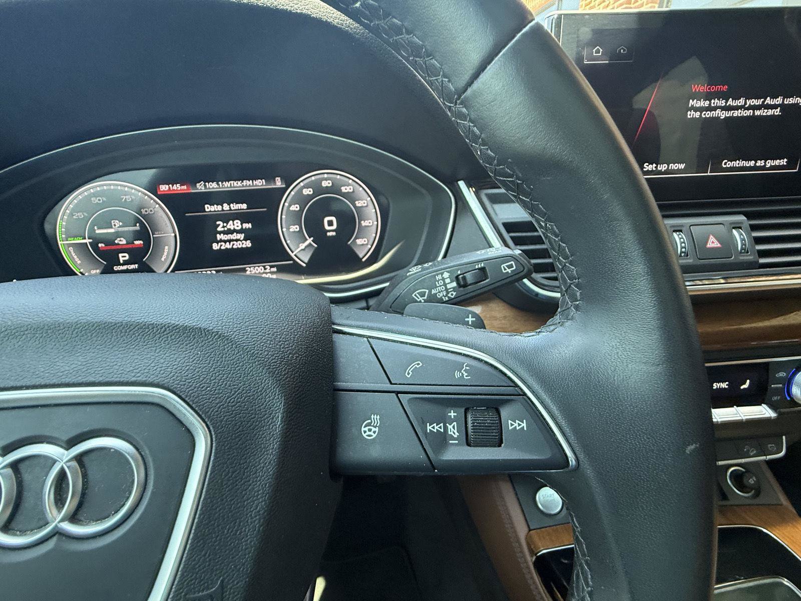 Used 2022 Audi Q5 e Premium Plus AWD/4WD image 10