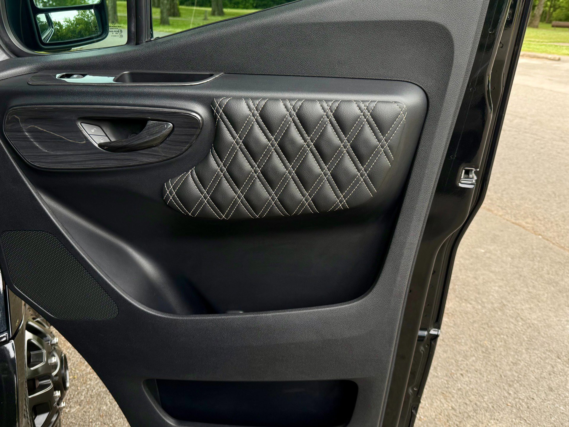Used 2020 Mercedes-Benz Sprinter 3500 image 23
