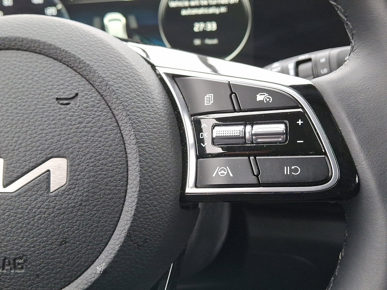 Used 2024 Kia Seltos S image 21