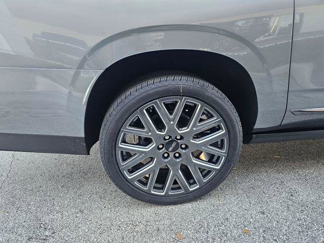 New 2026 GMC Yukon XL Denali Ultimate AWD/4WD image 14