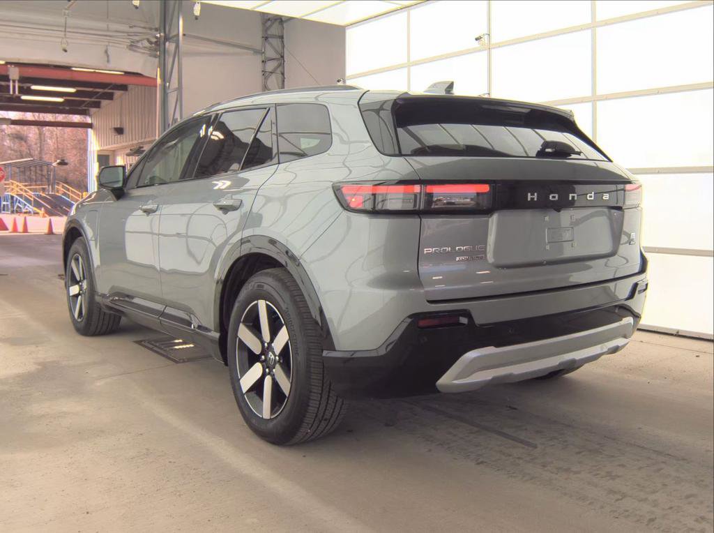 Used 2025 Honda Prologue Touring image 6