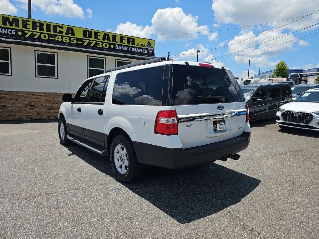 Used 2016 Ford Expedition EL XL w/ Equipment Group 101A AWD/4WD image 3