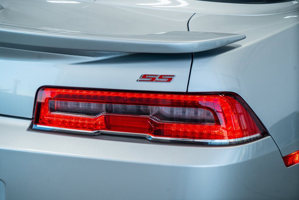 Used 2014 Chevrolet Camaro SS w/ RS Package image 28