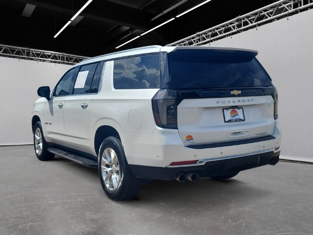 Used 2025 Chevrolet Suburban Premier w/ Sun And Tow Package AWD/4WD image 7
