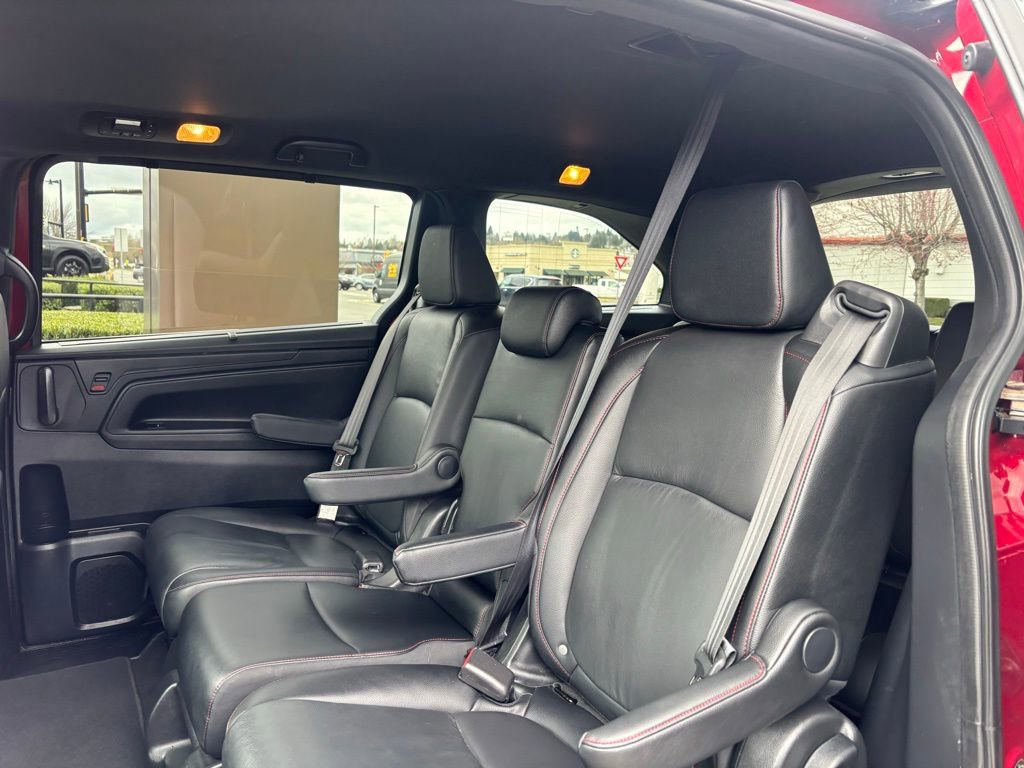 Used 2025 Honda Odyssey Sport-L image 7