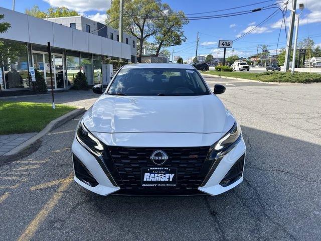 Certified 2025 Nissan Altima 2.5 SR FWD image 3