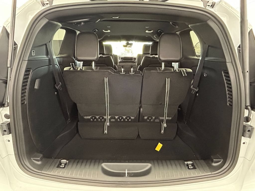 New 2026 Chrysler Voyager LX image 28