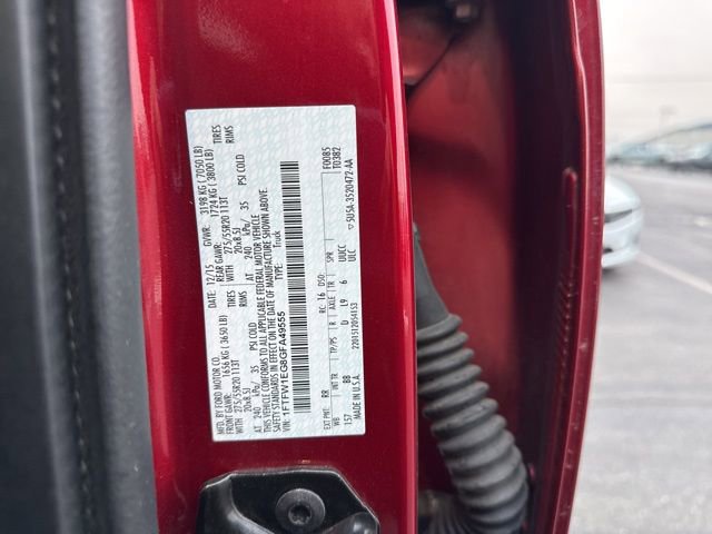 Used 2016 Ford F150 Platinum w/ Equipment Group 701A Luxury image 8