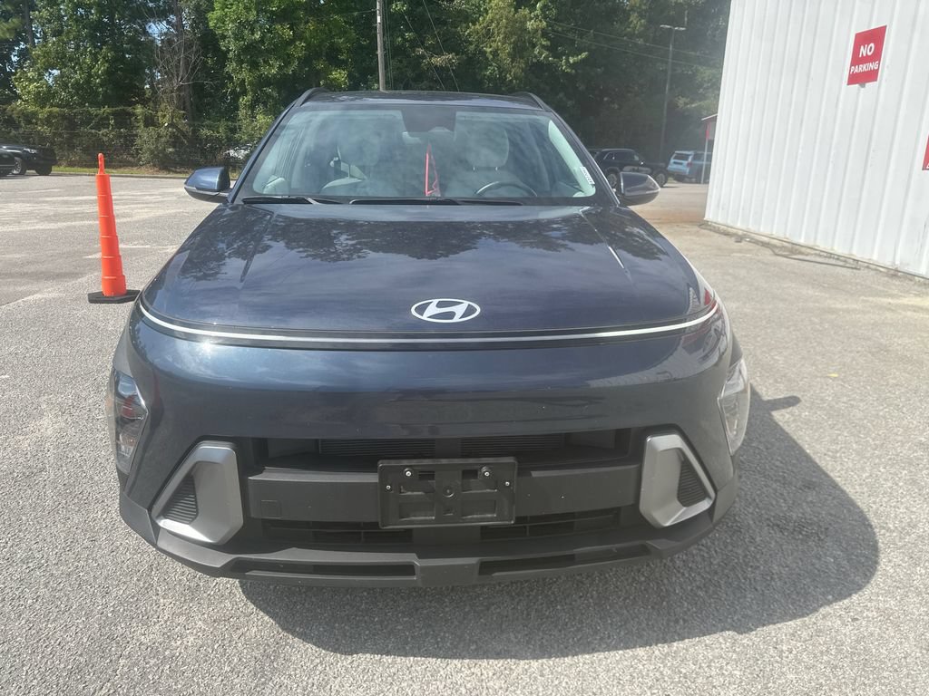 Used 2025 Hyundai Kona SEL AWD/4WD image 2