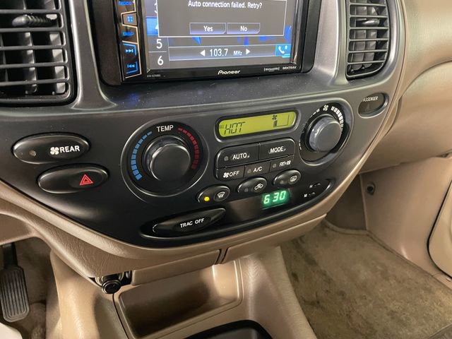 Used 2003 Toyota Sequoia SR5 RWD image 8