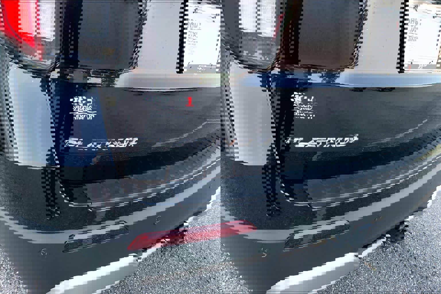 Used 2025 Ford Explorer Platinum image 29