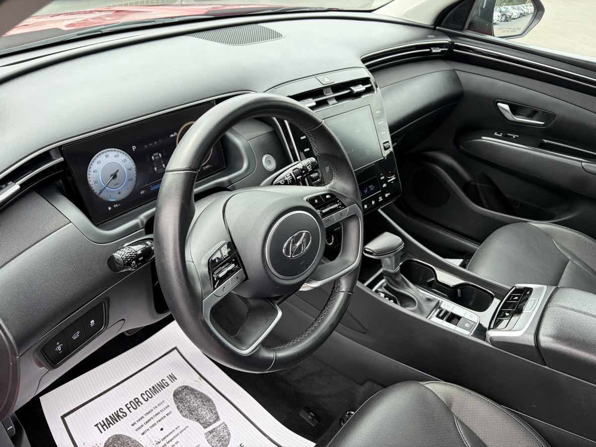 Used 2023 Hyundai Tucson SEL w/ Convenience Package AWD/4WD image 11