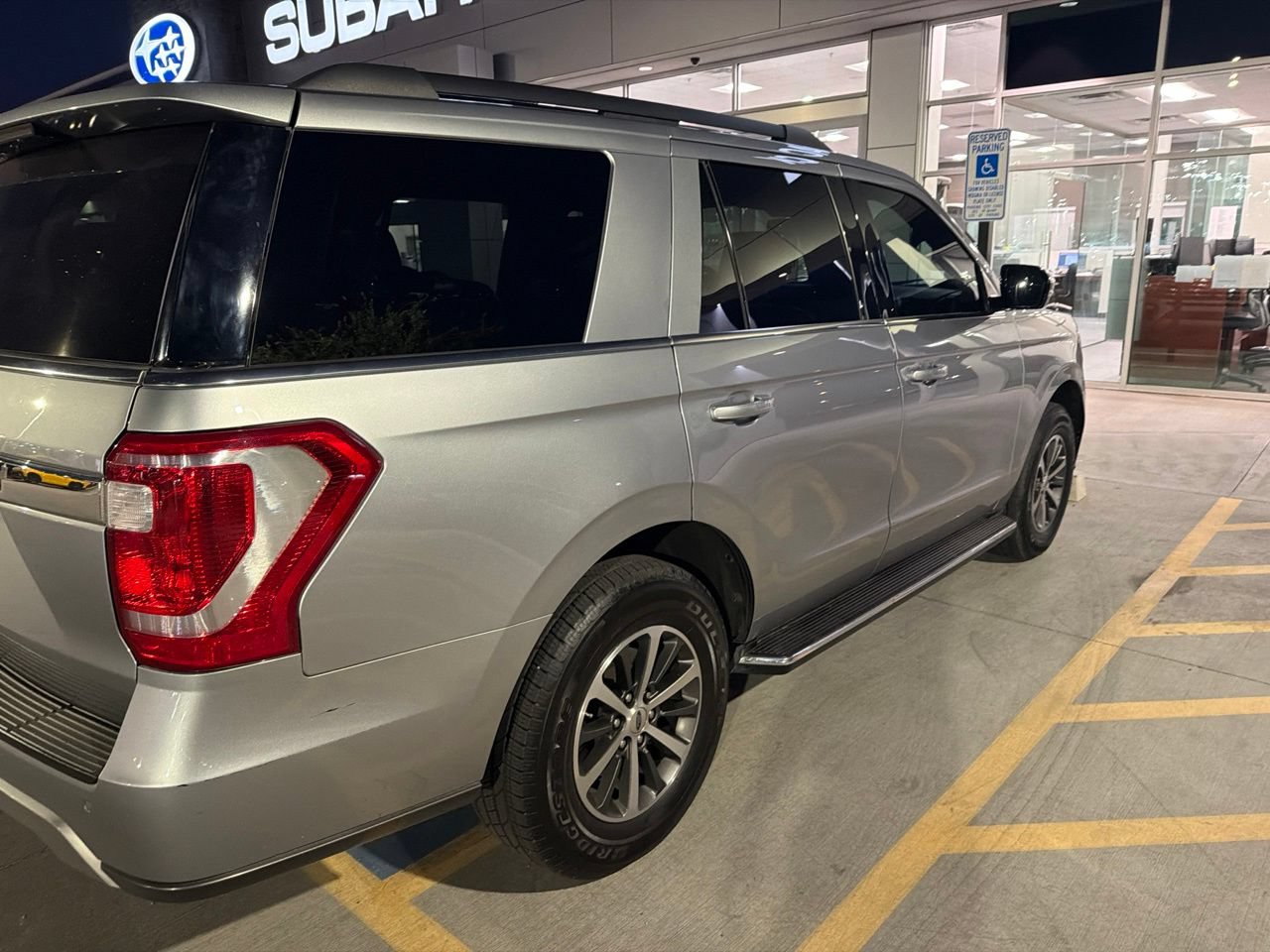 Used 2021 Ford Expedition XLT AWD/4WD image 8