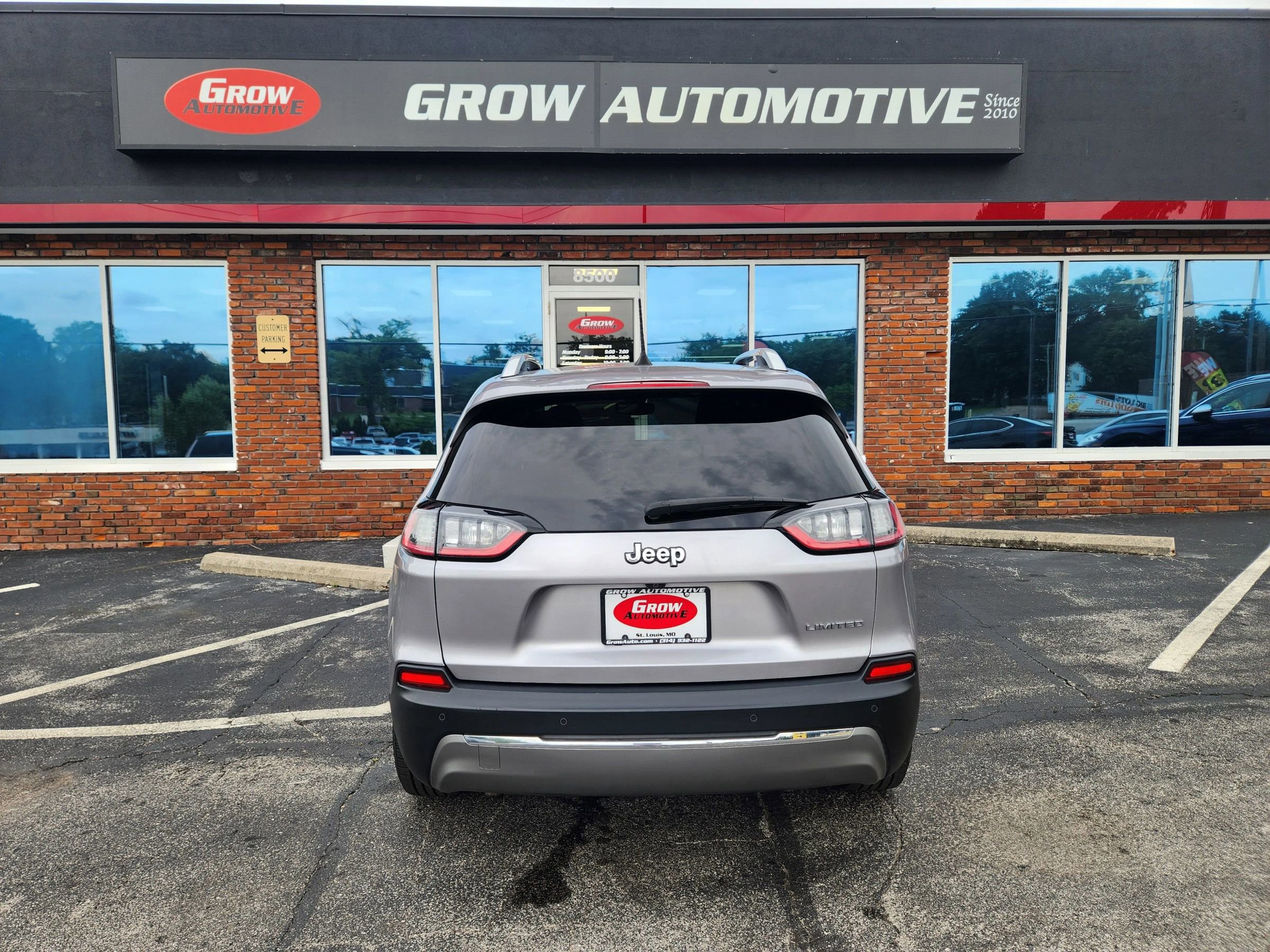 Used 2019 Jeep Cherokee Limited image 60