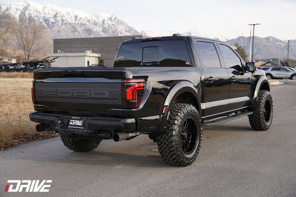Used 2025 Ford F150 Raptor image 12