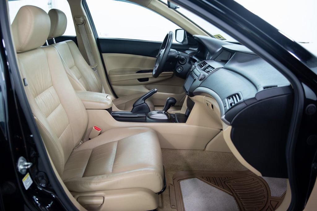 Used 2011 Honda Accord SE image 15