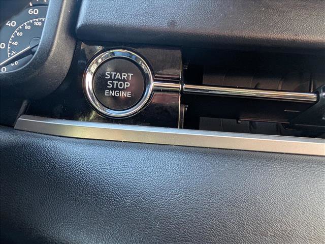 Used 2024 Mitsubishi Outlander SE image 35