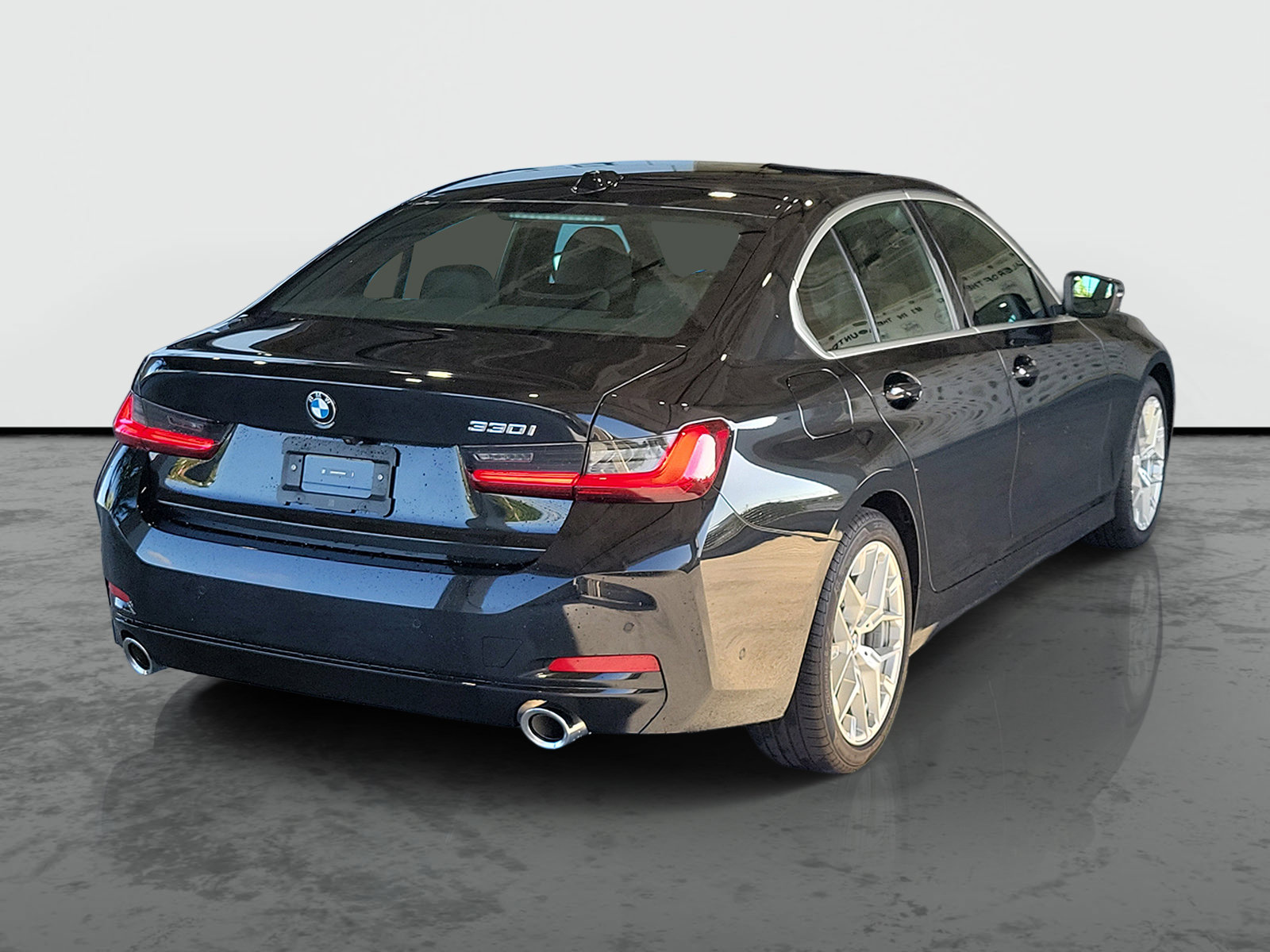 Used 2026 BMW 330i Sedan RWD image 2