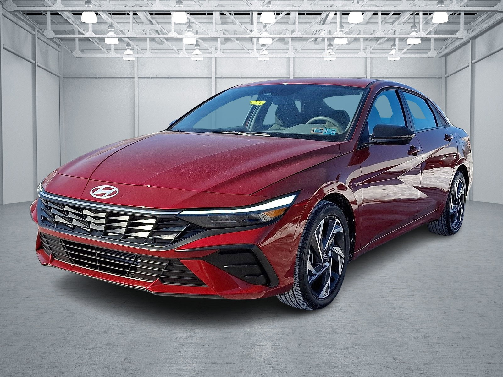 Certified 2025 Hyundai Elantra Sport w/ Cargo Package image 3