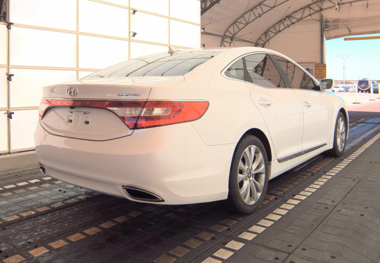 Used 2014 Hyundai Azera Limited image 5