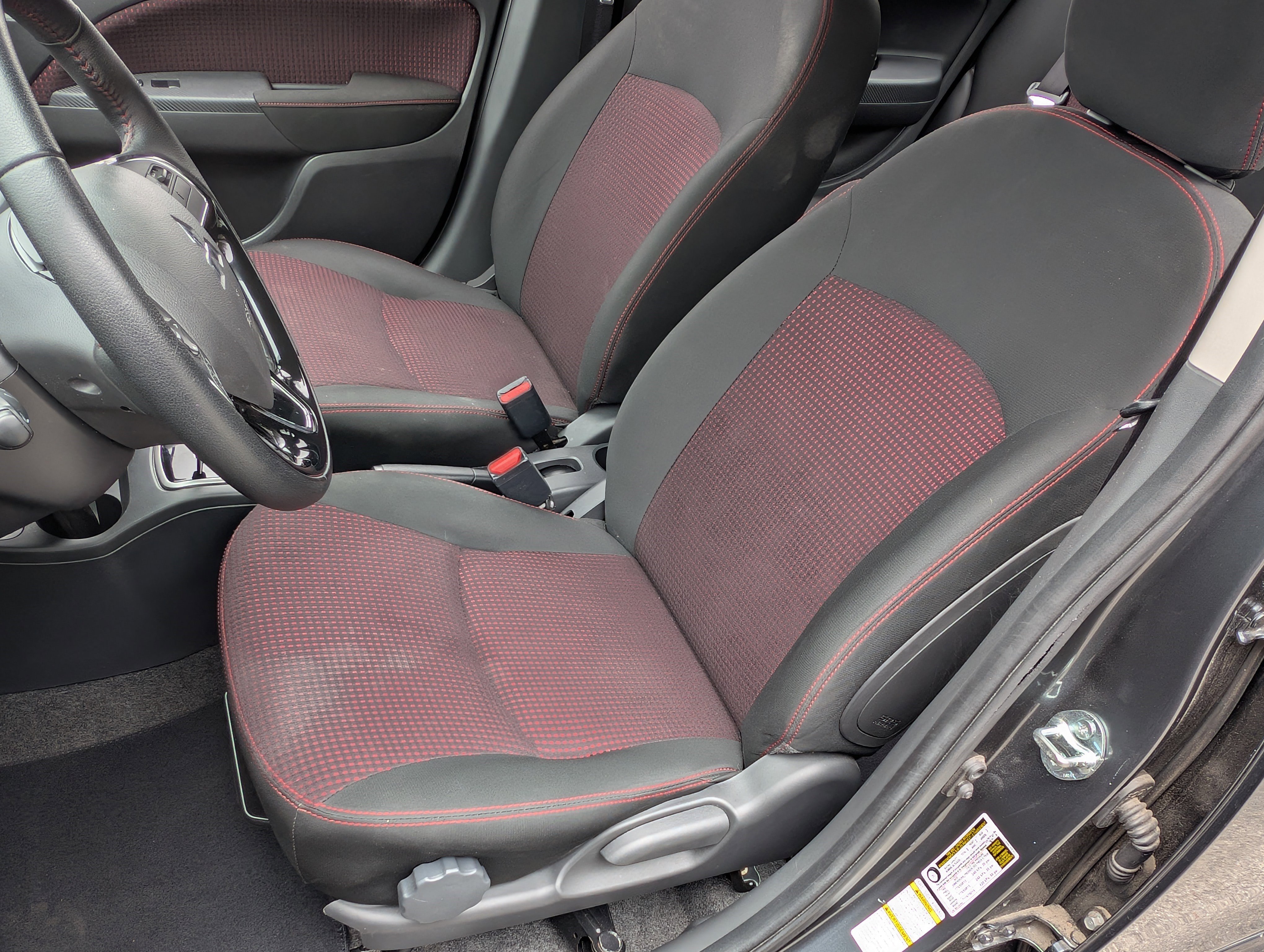 Used 2024 Mitsubishi Mirage G4 Black Edition image 16