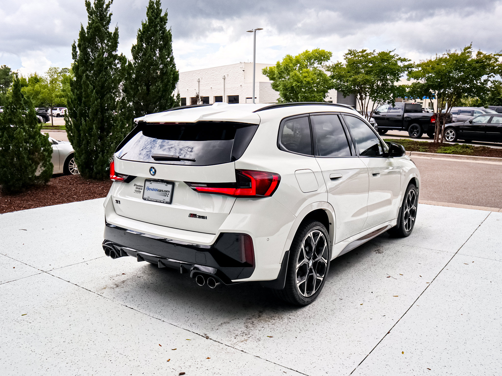 Used 2024 BMW X1 M35i w/ Premium Package AWD/4WD image 10