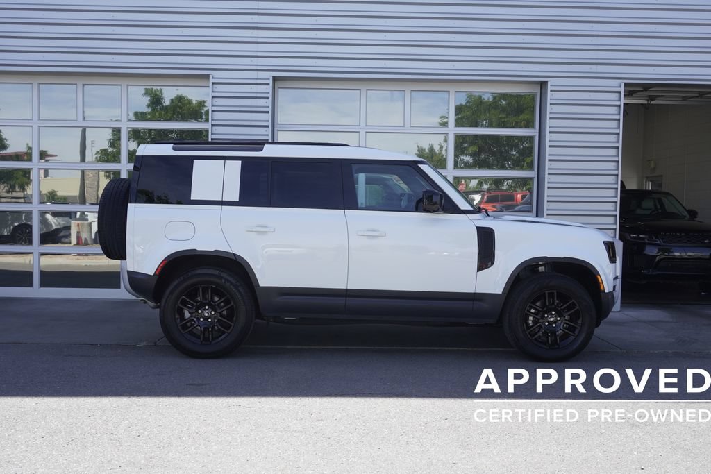 Used 2025 Land Rover Defender 110 S AWD/4WD image 7