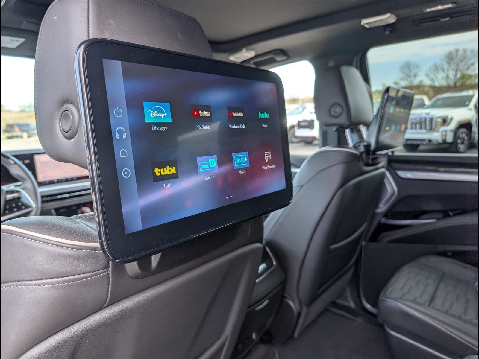 Used 2026 Cadillac Escalade V w/ LPO, ONYX Package image 16