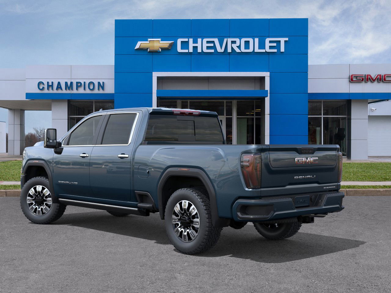 New 2026 GMC Sierra 2500 Denali w/ Denali Reserve Package image 3