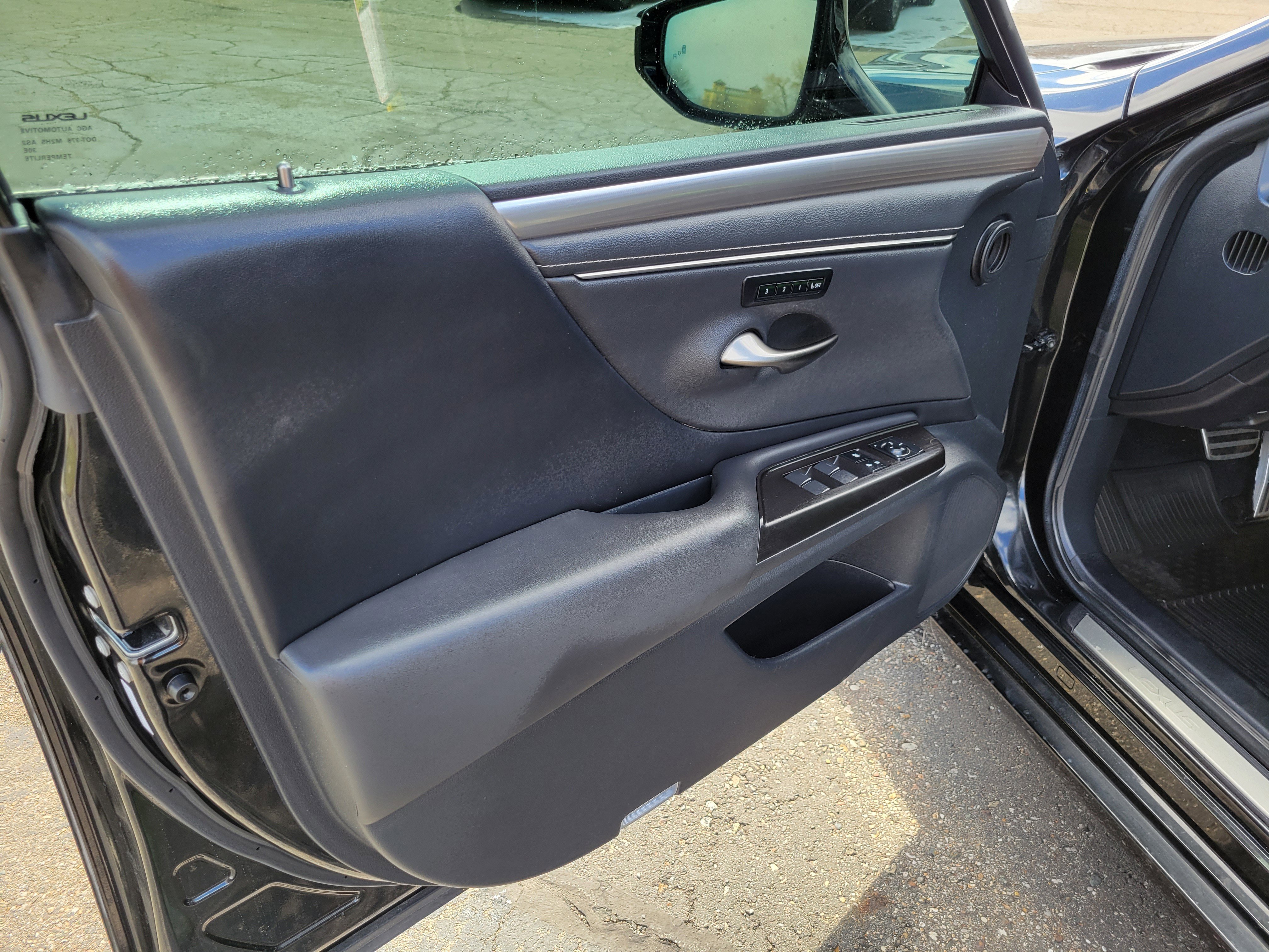 Used 2019 Lexus ES 350 F Sport image 5