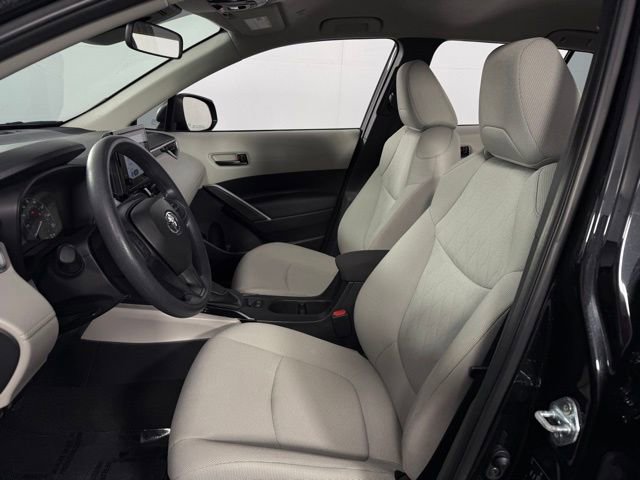 Used 2024 Toyota Corolla Cross L image 14