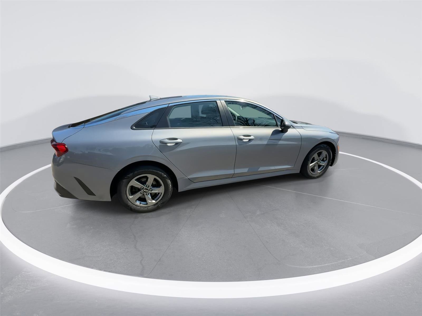 Used 2021 Kia K5 LXS image 9