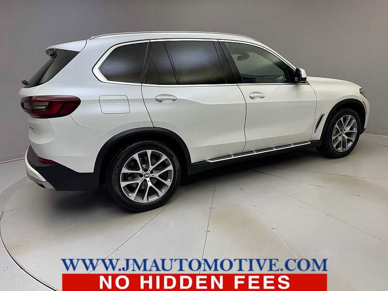 Used 2023 BMW X5 xDrive40i w/ Premium Package AWD/4WD image 5