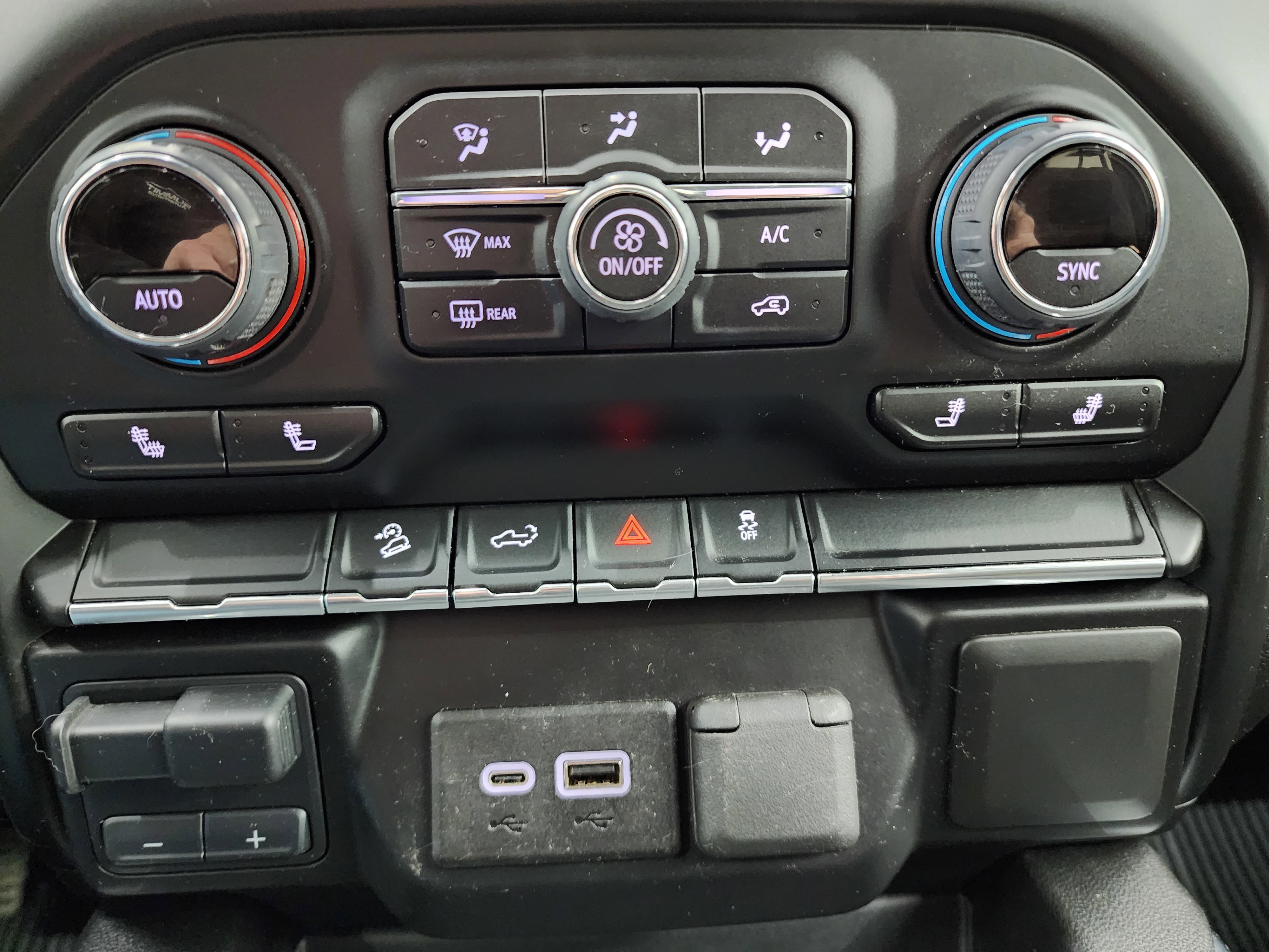 Used 2023 Chevrolet Silverado 2500 LT w/ Convenience Package image 50