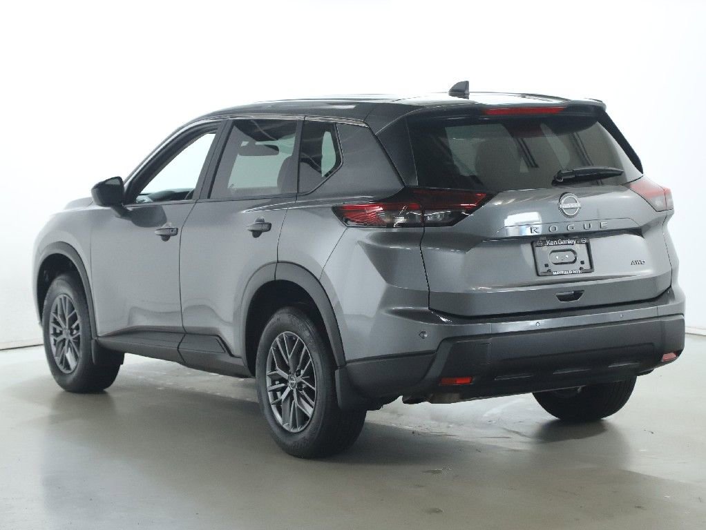 Certified 2026 Nissan Rogue S image 40