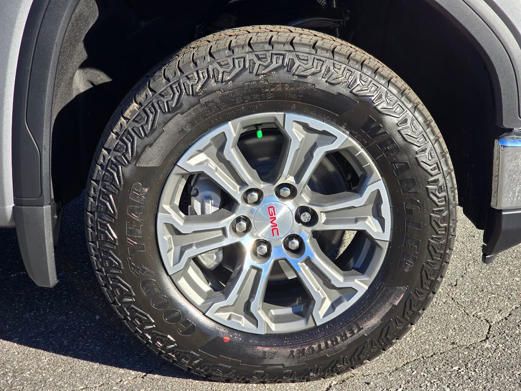 New 2026 GMC Sierra 1500 SLE image 14